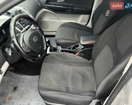 Серый Киа Сид, объемом двигателя 1.6 л и пробегом 227 тыс. км за 5590 $, фото 31 на Automoto.ua
