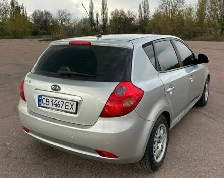 Серый Киа Сид, объемом двигателя 2 л и пробегом 220 тыс. км за 5500 $, фото 1 на Automoto.ua