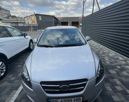 Серый Киа Сид, объемом двигателя 1.59 л и пробегом 240 тыс. км за 6500 $, фото 1 на Automoto.ua