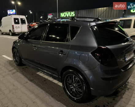 Серый Киа Сид, объемом двигателя 1.6 л и пробегом 192 тыс. км за 6000 $, фото 3 на Automoto.ua