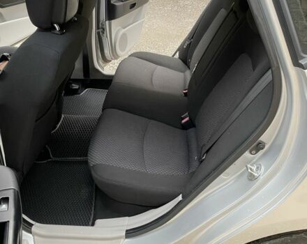 Серый Киа Сид, объемом двигателя 1.6 л и пробегом 240 тыс. км за 5700 $, фото 10 на Automoto.ua