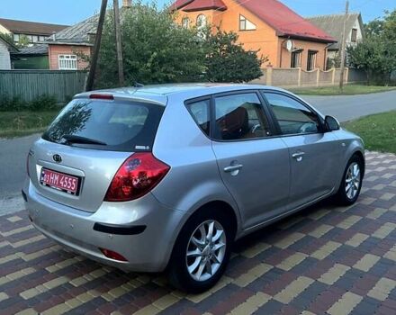 Сірий Кіа Сід, об'ємом двигуна 2 л та пробігом 136 тис. км за 7499 $, фото 3 на Automoto.ua