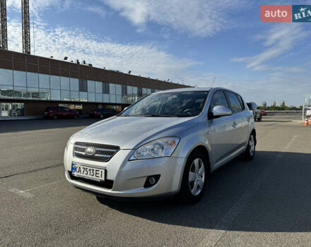 Серый Киа Сид, объемом двигателя 1.6 л и пробегом 134 тыс. км за 4900 $, фото 2 на Automoto.ua