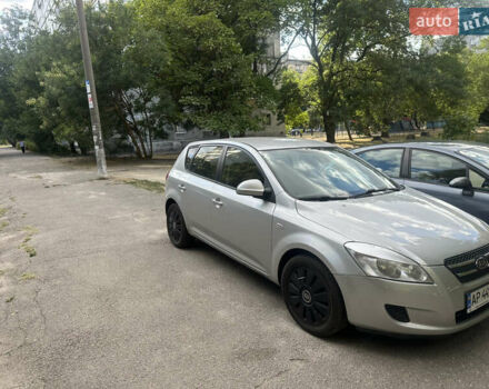 Сірий Кіа Сід, об'ємом двигуна 1.58 л та пробігом 258 тис. км за 4500 $, фото 7 на Automoto.ua