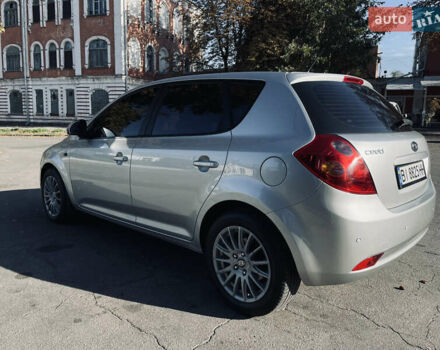 Серый Киа Сид, объемом двигателя 1.6 л и пробегом 223 тыс. км за 5500 $, фото 5 на Automoto.ua
