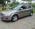 Серый Киа Сид, объемом двигателя 1.59 л и пробегом 170 тыс. км за 6400 $, фото 1 на Automoto.ua
