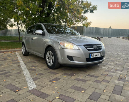 Сірий Кіа Сід, об'ємом двигуна 1.4 л та пробігом 173 тис. км за 5200 $, фото 3 на Automoto.ua