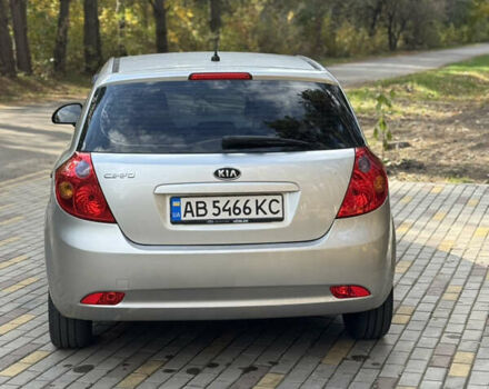 Серый Киа Сид, объемом двигателя 1.58 л и пробегом 240 тыс. км за 5150 $, фото 5 на Automoto.ua
