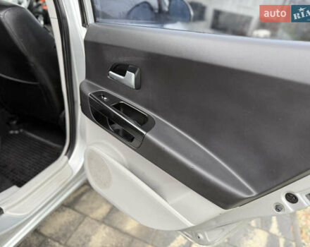 Серый Киа Сид, объемом двигателя 2 л и пробегом 191 тыс. км за 5700 $, фото 19 на Automoto.ua