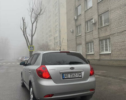 Серый Киа Сид, объемом двигателя 2 л и пробегом 278 тыс. км за 6300 $, фото 5 на Automoto.ua