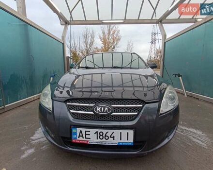 Серый Киа Сид, объемом двигателя 1.59 л и пробегом 334 тыс. км за 5400 $, фото 1 на Automoto.ua