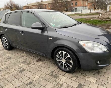 Сірий Кіа Сід, об'ємом двигуна 1.6 л та пробігом 500 тис. км за 3900 $, фото 3 на Automoto.ua