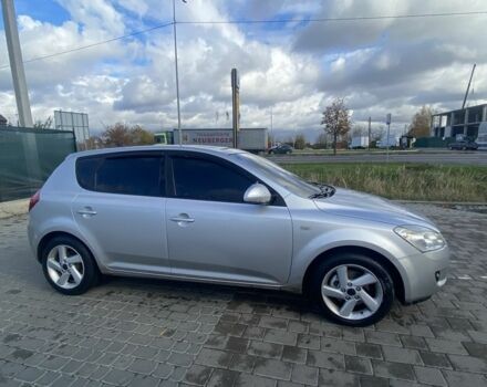 Сірий Кіа Сід, об'ємом двигуна 1.6 л та пробігом 305 тис. км за 5500 $, фото 2 на Automoto.ua