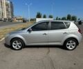 Серый Киа Сид, объемом двигателя 2 л и пробегом 252 тыс. км за 6000 $, фото 1 на Automoto.ua