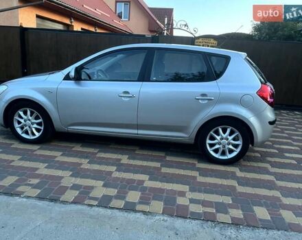 Серый Киа Сид, объемом двигателя 2 л и пробегом 136 тыс. км за 7250 $, фото 7 на Automoto.ua