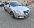 Серый Киа Сид, объемом двигателя 1.4 л и пробегом 225 тыс. км за 4450 $, фото 4 на Automoto.ua