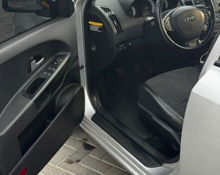 Серый Киа Сид, объемом двигателя 1.6 л и пробегом 230 тыс. км за 4900 $, фото 9 на Automoto.ua