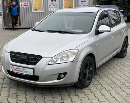 Сірий Кіа Сід, об'ємом двигуна 1.6 л та пробігом 244 тис. км за 5500 $, фото 2 на Automoto.ua