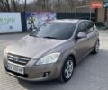 Серый Киа Сид, объемом двигателя 1.6 л и пробегом 280 тыс. км за 6000 $, фото 1 на Automoto.ua