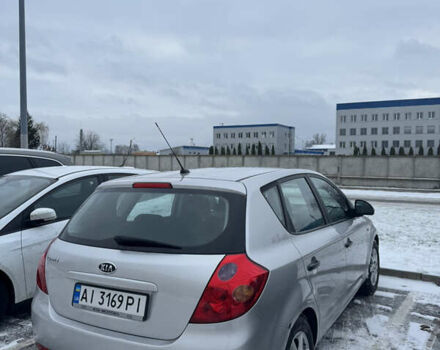 Серый Киа Сид, объемом двигателя 1.4 л и пробегом 188 тыс. км за 3800 $, фото 5 на Automoto.ua