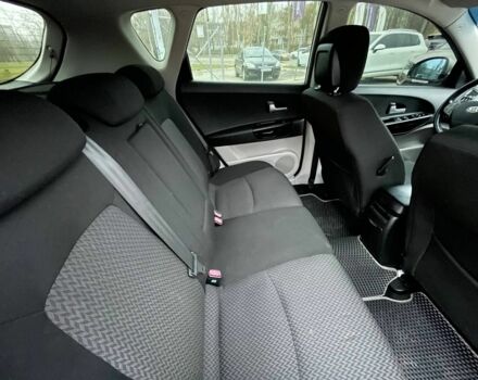 Сірий Кіа Сід, об'ємом двигуна 1.6 л та пробігом 244 тис. км за 5500 $, фото 20 на Automoto.ua