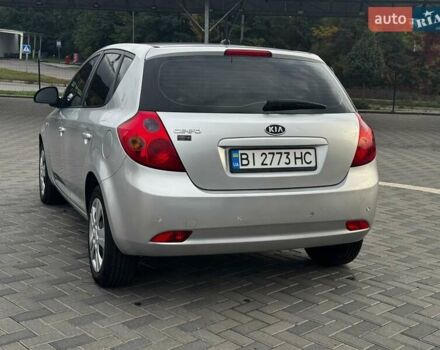 Серый Киа Сид, объемом двигателя 1.6 л и пробегом 230 тыс. км за 4900 $, фото 3 на Automoto.ua