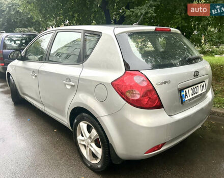 Серый Киа Сид, объемом двигателя 1.6 л и пробегом 219 тыс. км за 5350 $, фото 1 на Automoto.ua