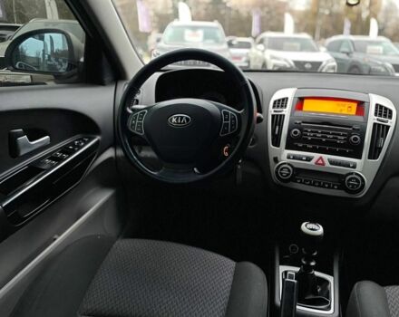 Сірий Кіа Сід, об'ємом двигуна 1.6 л та пробігом 244 тис. км за 5500 $, фото 9 на Automoto.ua