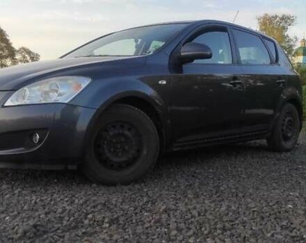 Серый Киа Сид, объемом двигателя 0 л и пробегом 221 тыс. км за 5150 $, фото 3 на Automoto.ua