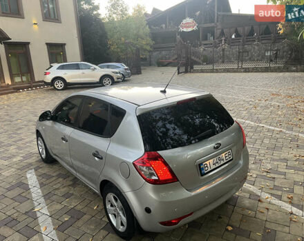 Сірий Кіа Сід, об'ємом двигуна 1.4 л та пробігом 173 тис. км за 5200 $, фото 6 на Automoto.ua