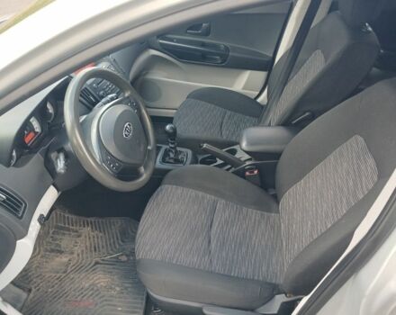 Киа Сид 2007 в Кривом Роге на Automoto.ua Серый Киа Сид, объемом двигателя 1.4 л и пробегом 221 тыс. км за 5500 $, фото 10 на Automoto.ua