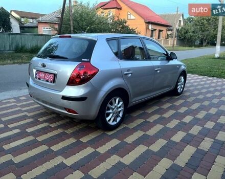 Серый Киа Сид, объемом двигателя 2 л и пробегом 136 тыс. км за 7250 $, фото 2 на Automoto.ua