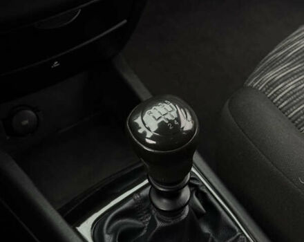 Серый Киа Сид, объемом двигателя 1.4 л и пробегом 274 тыс. км за 3600 $, фото 24 на Automoto.ua