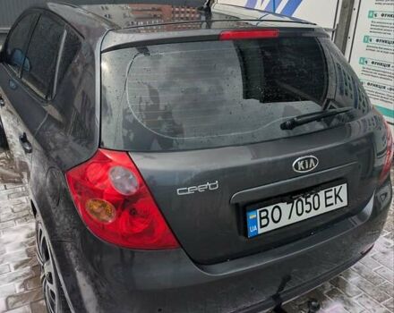 Киа Сид 2008 в Тернополе на Automoto.ua Серый Киа Сид, объемом двигателя 2 л и пробегом 318 тыс. км за 5900 $, фото 3 на Automoto.ua