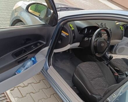 Сірий Кіа Сід, об'ємом двигуна 1.4 л та пробігом 210 тис. км за 4800 $, фото 11 на Automoto.ua