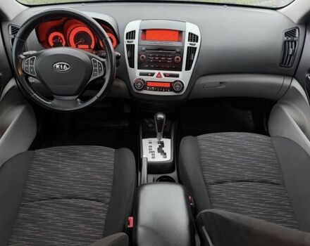 Серый Киа Сид, объемом двигателя 1.6 л и пробегом 218 тыс. км за 6750 $, фото 4 на Automoto.ua