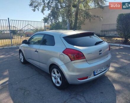Серый Киа Сид, объемом двигателя 1.4 л и пробегом 294 тыс. км за 4300 $, фото 4 на Automoto.ua