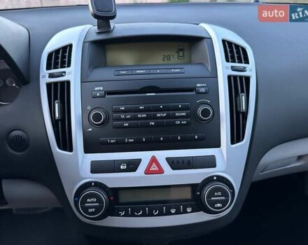Сірий Кіа Сід, об'ємом двигуна 1.59 л та пробігом 82 тис. км за 7900 $, фото 45 на Automoto.ua