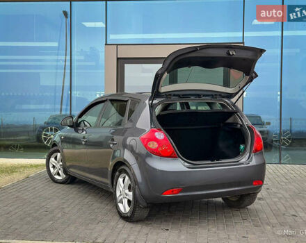 Сірий Кіа Сід, об'ємом двигуна 1.6 л та пробігом 218 тис. км за 5700 $, фото 5 на Automoto.ua