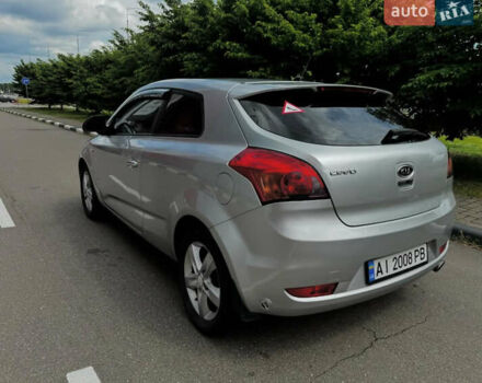 Серый Киа Сид, объемом двигателя 1.59 л и пробегом 201 тыс. км за 5100 $, фото 2 на Automoto.ua