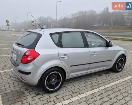 Серый Киа Сид, объемом двигателя 1.6 л и пробегом 265 тыс. км за 5599 $, фото 6 на Automoto.ua