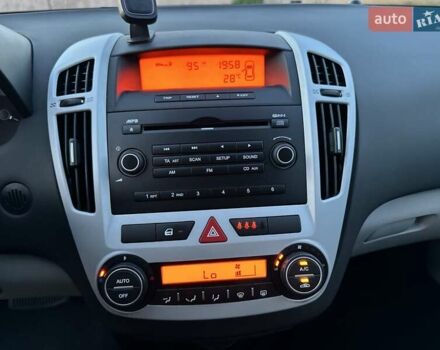 Сірий Кіа Сід, об'ємом двигуна 1.59 л та пробігом 82 тис. км за 7900 $, фото 46 на Automoto.ua