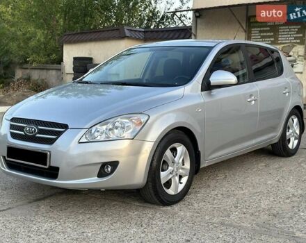 Сірий Кіа Сід, об'ємом двигуна 1.59 л та пробігом 82 тис. км за 7900 $, фото 21 на Automoto.ua
