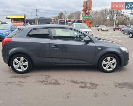 Серый Киа Сид, объемом двигателя 1.59 л и пробегом 204 тыс. км за 6300 $, фото 11 на Automoto.ua