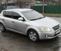 Серый Киа Сид, объемом двигателя 1.6 л и пробегом 220 тыс. км за 4600 $, фото 1 на Automoto.ua