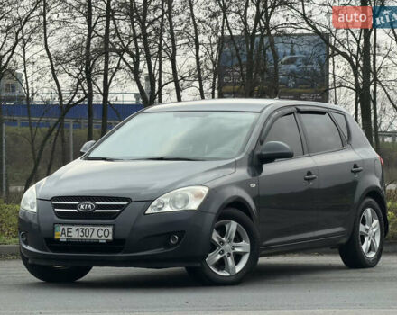 Серый Киа Сид, объемом двигателя 1.59 л и пробегом 218 тыс. км за 6750 $, фото 1 на Automoto.ua