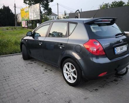 Серый Киа Сид, объемом двигателя 2 л и пробегом 193 тыс. км за 5900 $, фото 3 на Automoto.ua