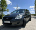 Серый Киа Сид, объемом двигателя 1.4 л и пробегом 176 тыс. км за 5800 $, фото 2 на Automoto.ua