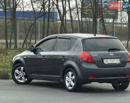 Серый Киа Сид, объемом двигателя 1.59 л и пробегом 218 тыс. км за 6750 $, фото 2 на Automoto.ua