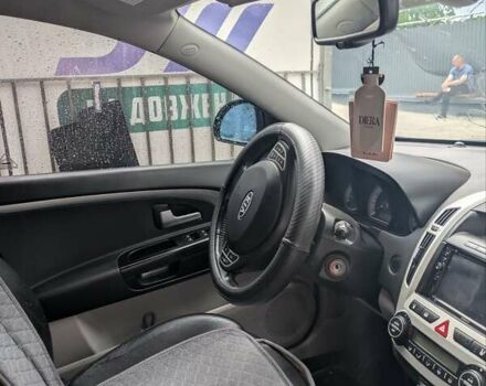 Киа Сид 2008 в Тернополе на Automoto.ua Серый Киа Сид, объемом двигателя 2 л и пробегом 318 тыс. км за 5900 $, фото 7 на Automoto.ua